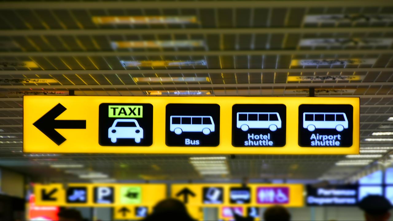 Private Arrival Transfer: El Edén International Airport to Hotel (3)