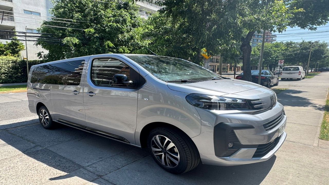 Traslados de/para o Aeroporto de Santiago, Chile

 (5)