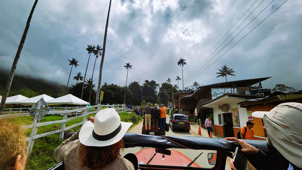 Cocora Valley Express In A Jeep Willys foto 3