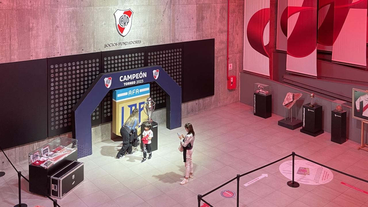 VISIT TO THE RIVER PLATE MUSEUM (9)