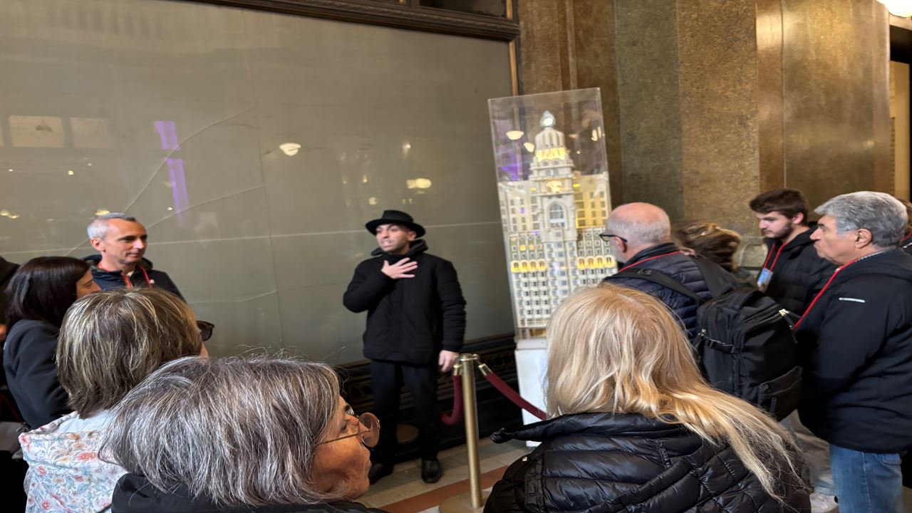 Visita Guiada Diurna por el Palacio Barolo (7)