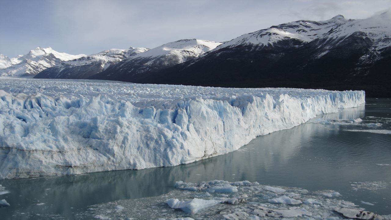 VOAR E CONDUZIR - EL CALAFATE, EL CHALTEN Y TORRES DEL PAINE