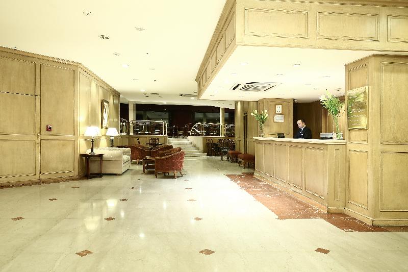 Cyan Americas Towers Hotel (7)