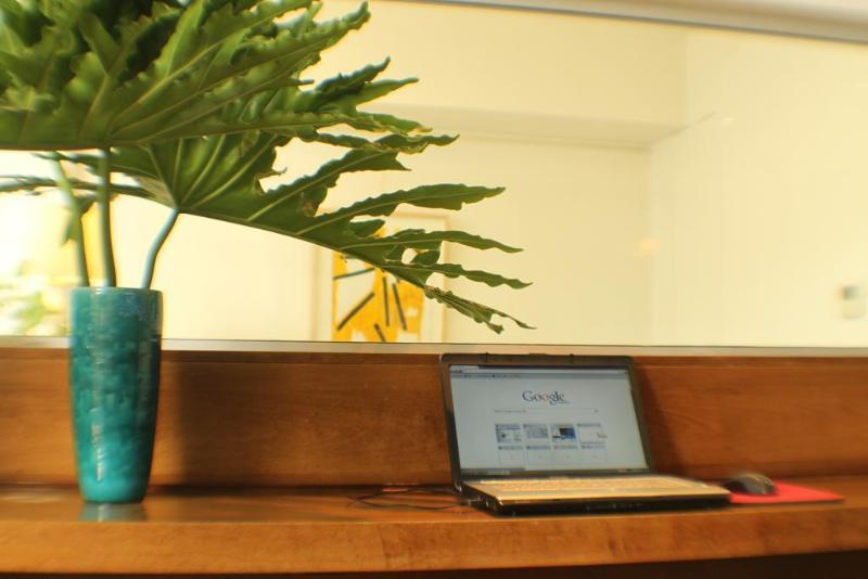 Art Suites & Gallery (7)