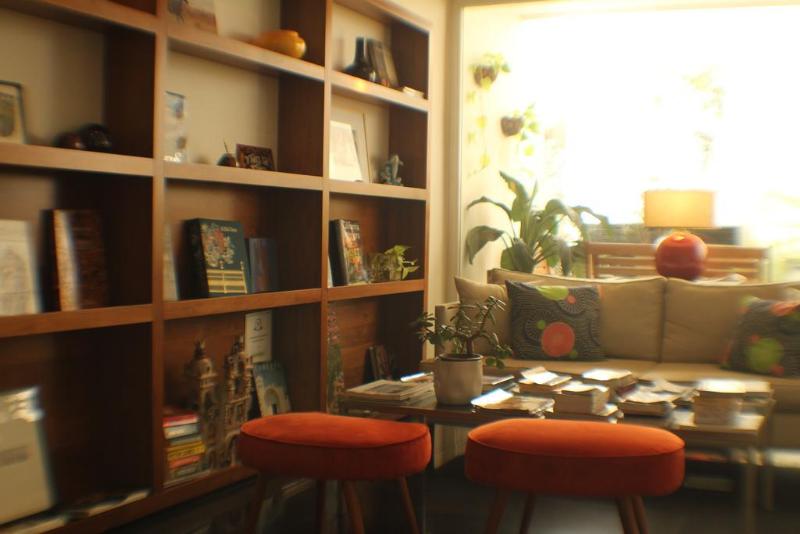 Art Suites & Gallery (10)