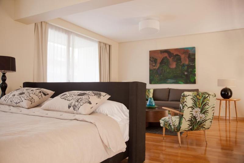 Art Suites & Gallery (15)