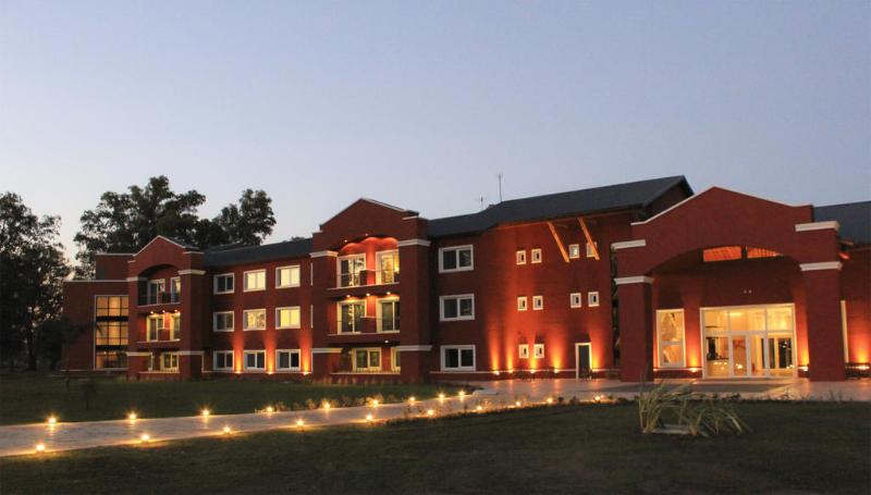 Howard Johnson Hotel & Convention Center Ezeiza (5)