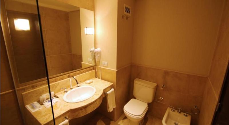 Howard Johnson Hotel & Convention Center Ezeiza (9)