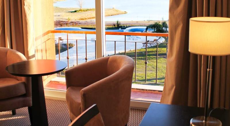 Howard Johnson Hotel & Convention Center Ezeiza (12)