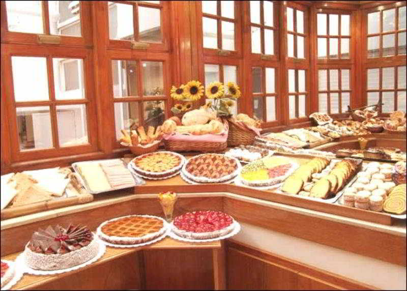 Gran Hotel Skorpios (1)