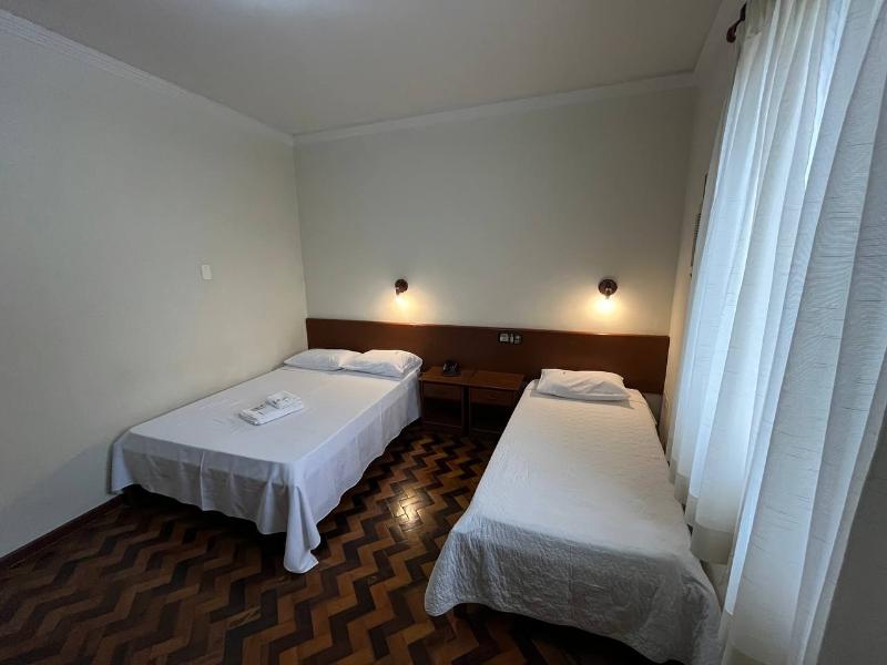 Acomodare Hotel (16)