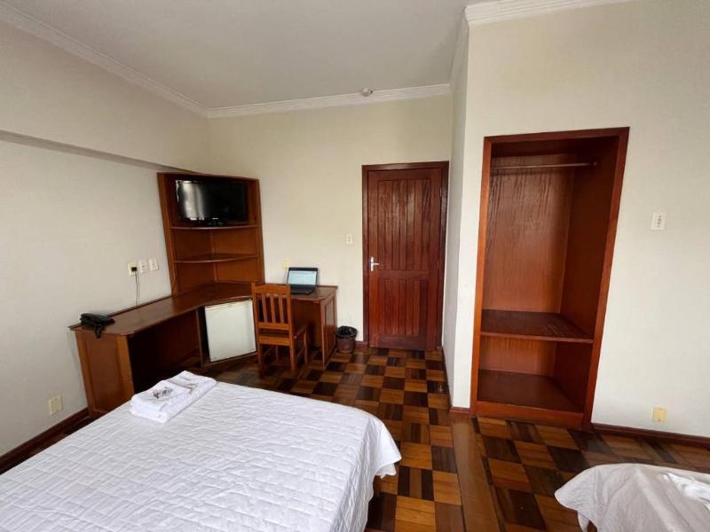Acomodare Hotel (20)