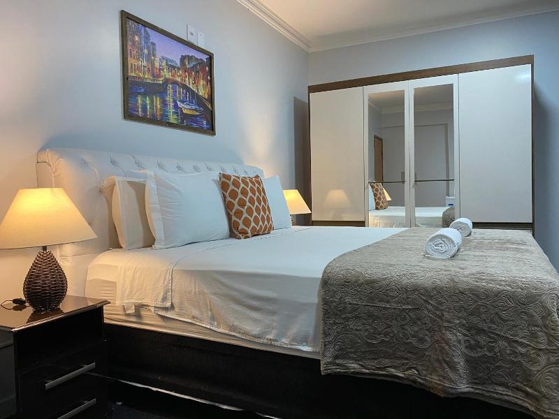 Quarto Luxo Silver (5)