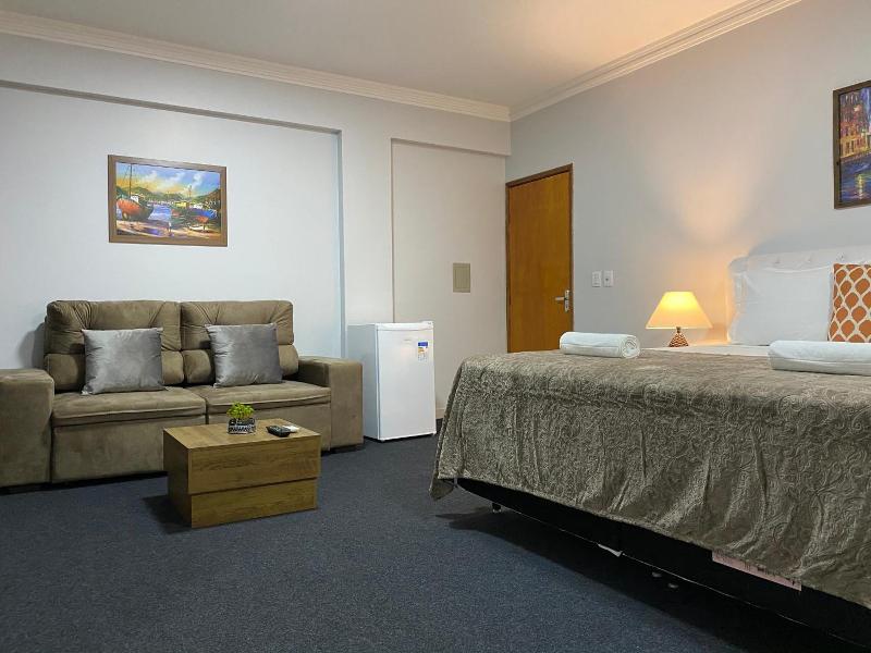 Quarto Luxo Silver (7)