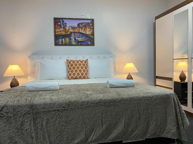 Quarto Luxo Silver (11)