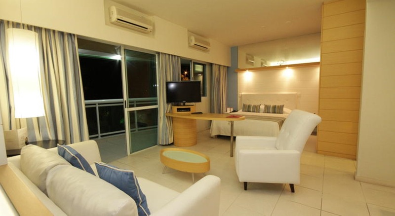 Promenade Paradiso All Suites (2)