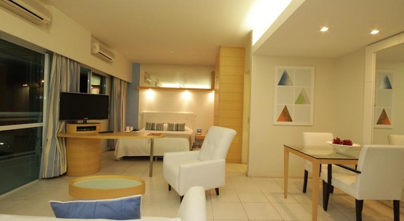 Promenade Paradiso All Suites (20)