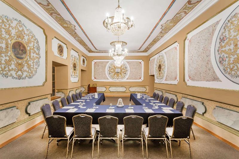 Costa del Sol Ramada Cusco (4)