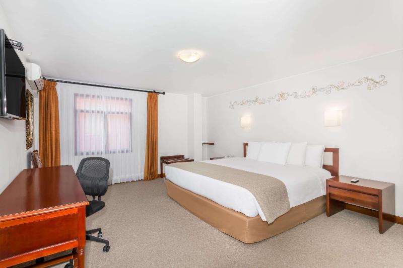 Costa del Sol Ramada Cusco (17)