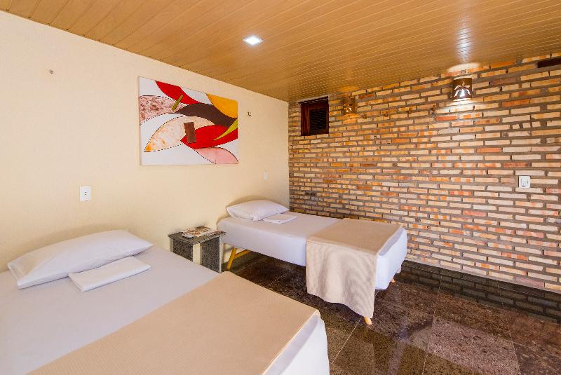 Coliseum Beach Resort (2)