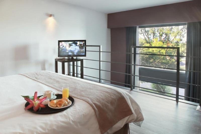 Dazzler Campana (10)