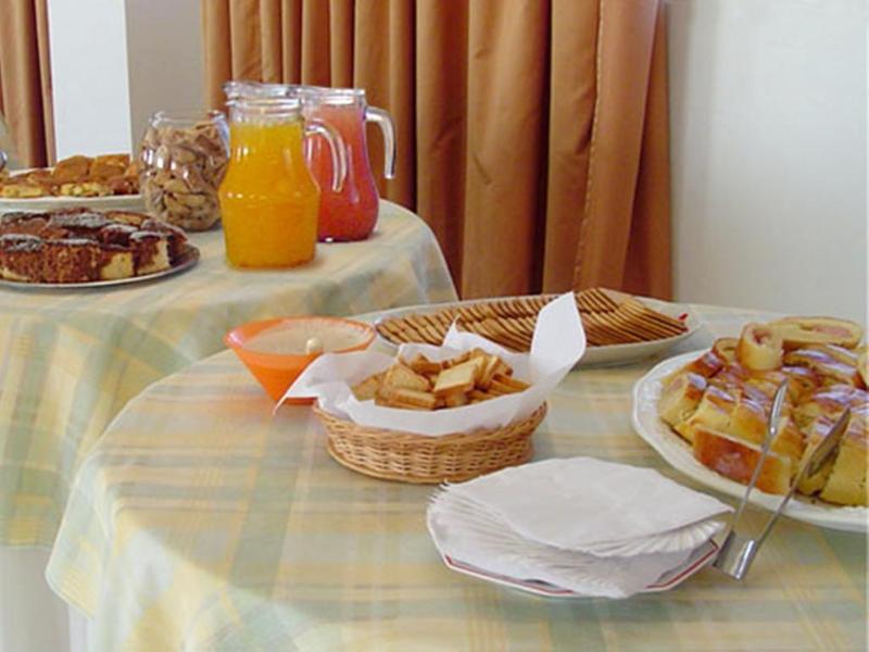 Astron Associado Primar Plaza Hotel (8)