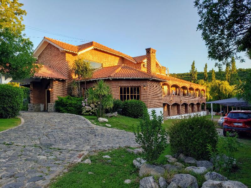 La Barraca Resort