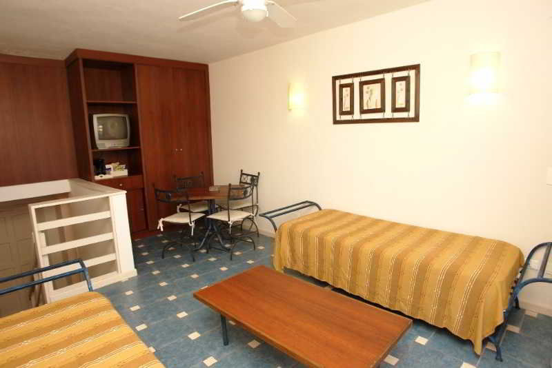 Australis Rumel Resort and Spa de Mar (3)