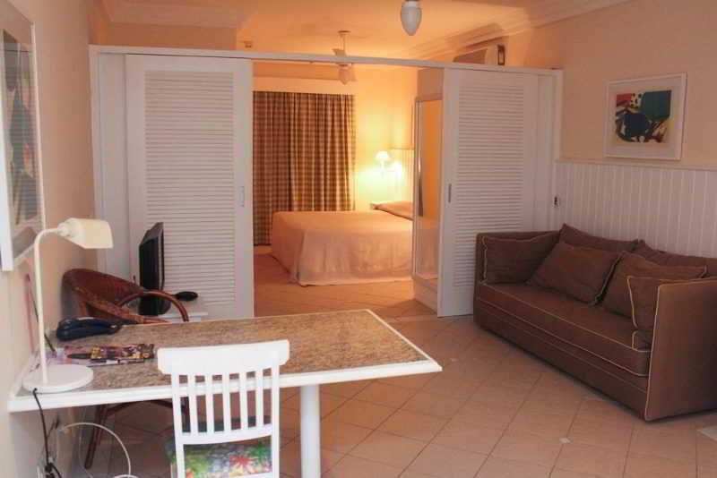 Vitoria Residence Newport (3)