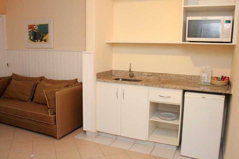 Vitoria Residence Newport (4)