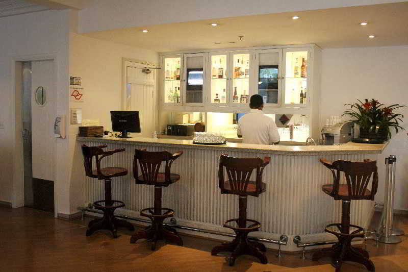 Vitoria Residence Newport (5)