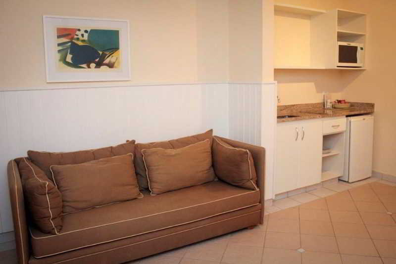 Vitoria Residence Newport (9)