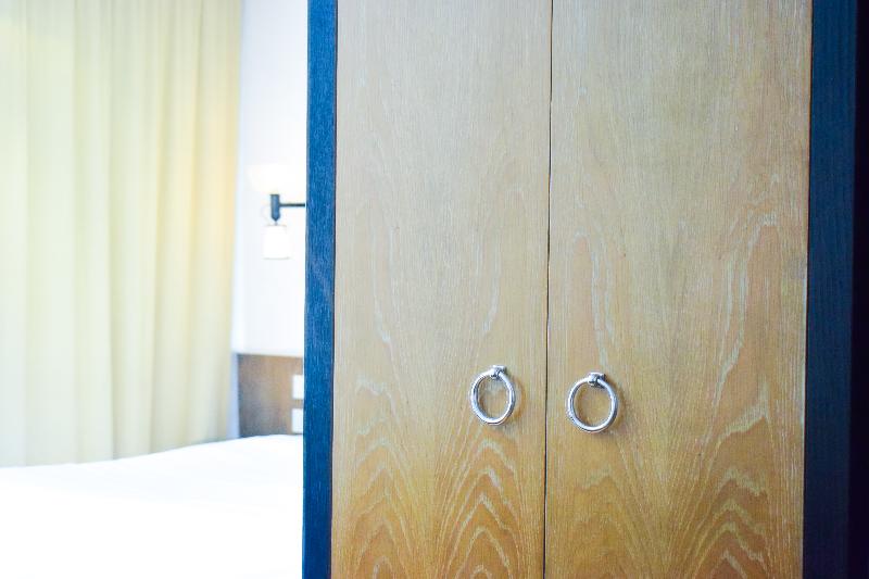 Hotel Palermitano by DecO (14)