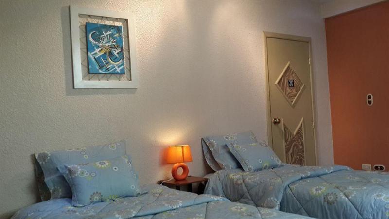 Chez Elena Guest House (2)