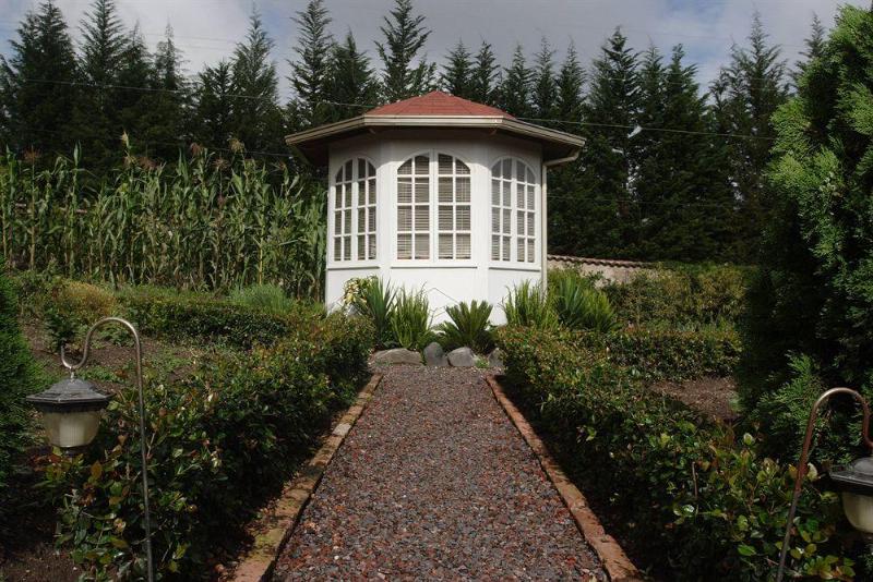 Bed and Breakfast Tumbaco (1)