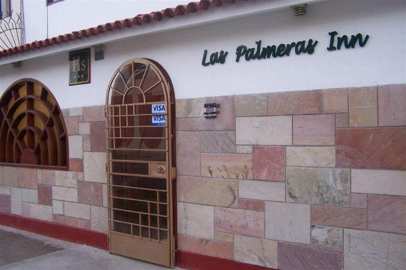 Las Palmeras Inn