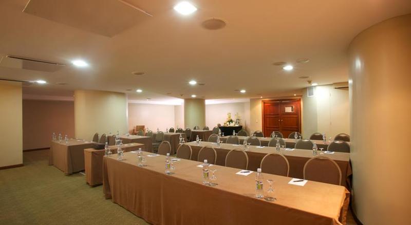 Akros by BlueBay (11)