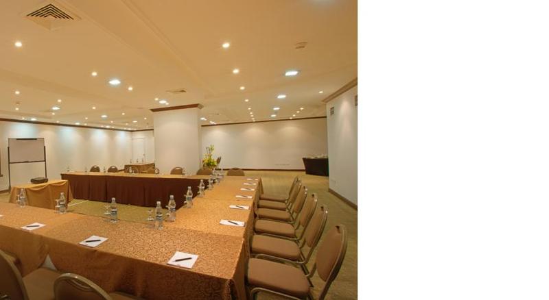 Akros by BlueBay (12)