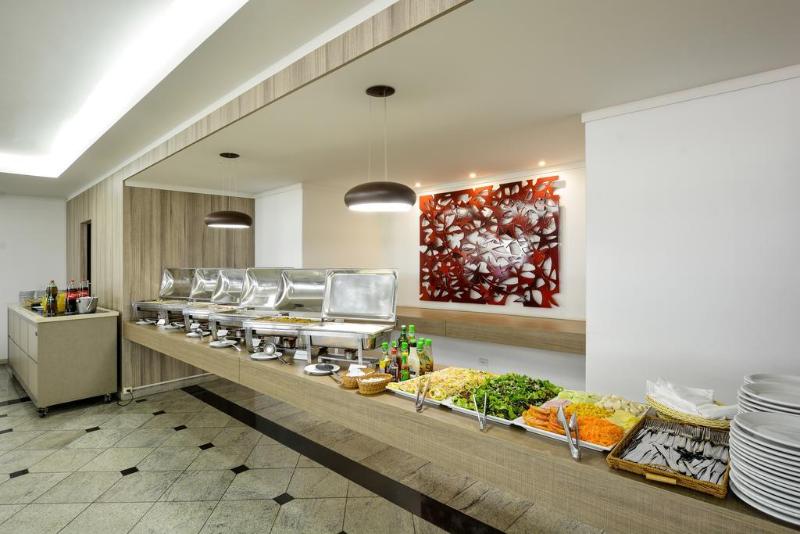 Umuarama Plaza Hotel by Castelo Itaipava (1)