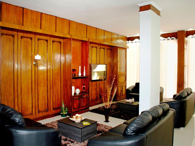 Turrance White Hotel (13)