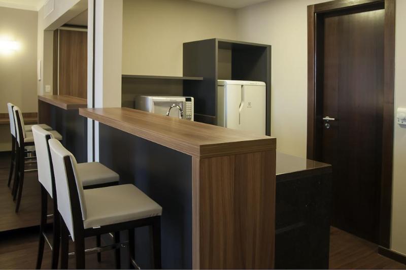 Kennedy Executive Hotel (10)