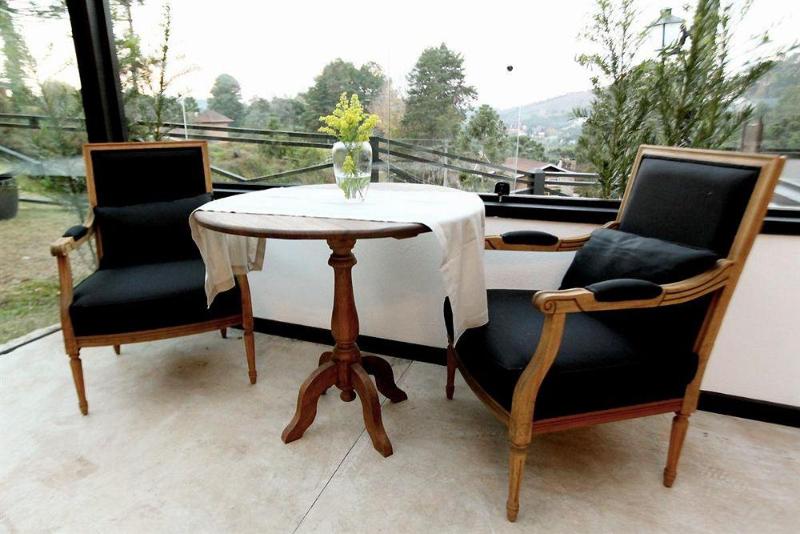 We Hotel (2)