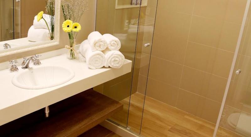 Sant Martre Suites Boutique Hotel (4)