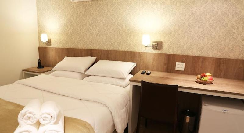 Sant Martre Suites Boutique Hotel (5)