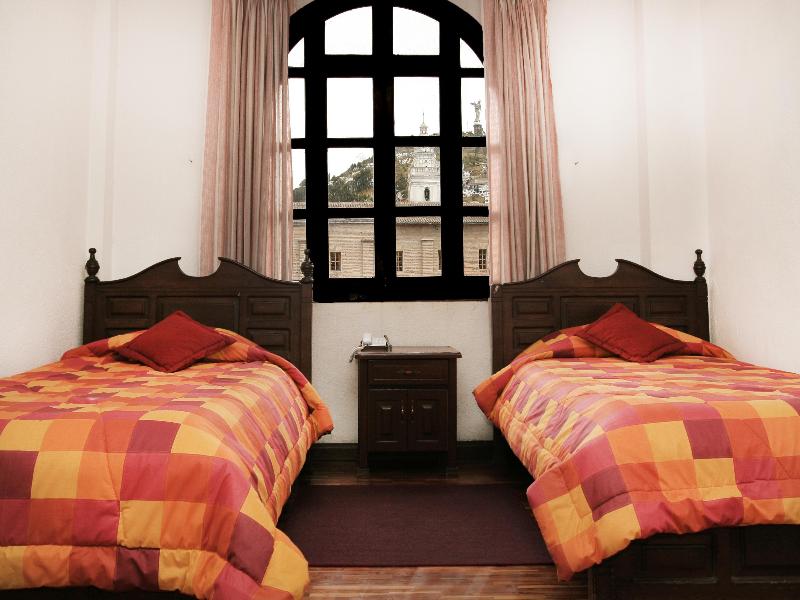 Huasi Continental (17)