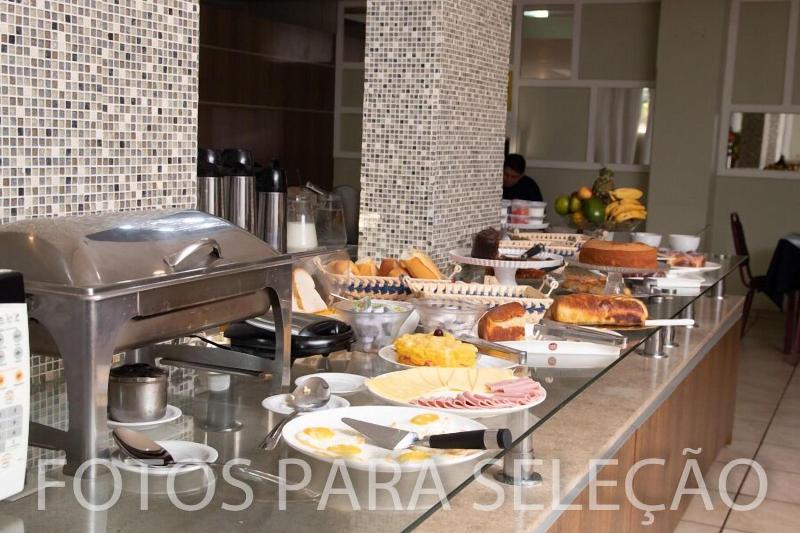 OYO Victoria Plaza Hotel (18)