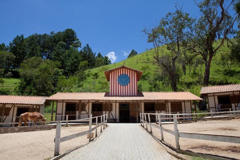 Fazenda Suica Le Canton (13)