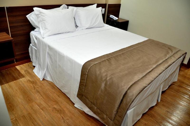 Mohave Hotel (4)