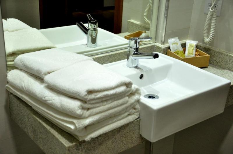 Mohave Hotel (5)