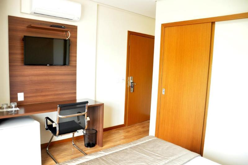 Mohave Hotel (10)